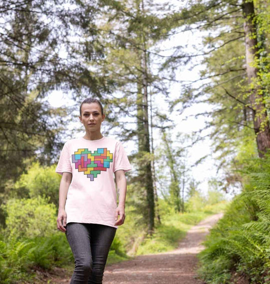 Unisex Retro Block Heart T-shirt