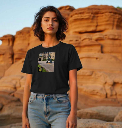 Women’s T-shirt - DN Trait-Duck Tee for Stylish Comfort - Duck Nation